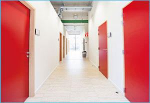 トランクルームへの荷物の出し入れに