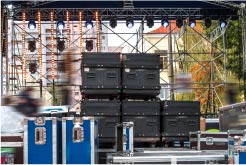 ステージ機材の運搬